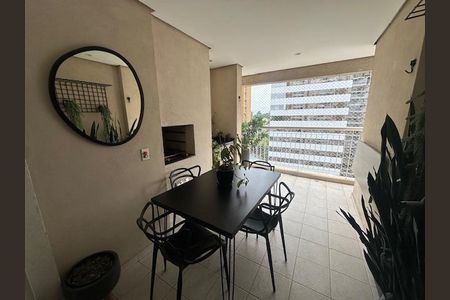 Apartamento à venda com 2 quartos, 80m² em Empresarial 18 do Forte, Barueri