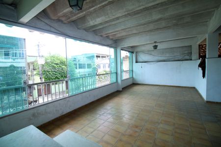 Casa à venda com 240m², 4 quartos e 3 vagasTerraço