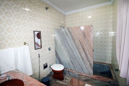 Casa à venda com 240m², 4 quartos e 3 vagasBanheiro Social