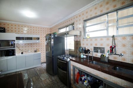 Casa à venda com 240m², 4 quartos e 3 vagasCozinha