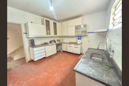 Casa para alugar com 2 quartos, 80m² em Jardim Petropolis, São Paulo