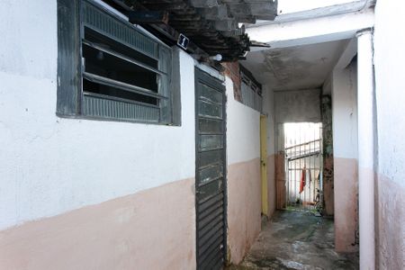 Casa para alugar com 64m², 2 quartos e sem vaga Casa para alugar com 64m², 2 quartos e sem vagaCorredor