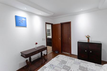 Apartamento à venda com 179m², 3 quartos e 2 vagas Apartamento à venda com 179m², 3 quartos e 2 vagasCobertura - Semi suíte