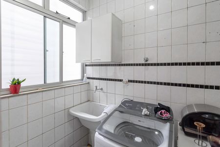 Apartamento à venda com 179m², 3 quartos e 2 vagas Apartamento à venda com 179m², 3 quartos e 2 vagasÁrea de serviço