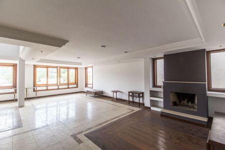 Casa para alugar com 4 quartos, 635m² em Alphaville, Santana de Parnaíba