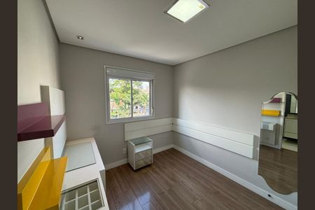 Apartamento à venda com 3 quartos, 107m² em Vila Lucia Elvira, São Paulo