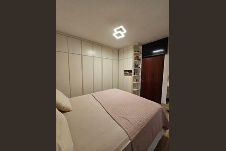 Casa à venda com 3 quartos, 140m² em Vila Graciosa, São Paulo