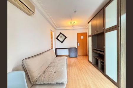 Sala de apartamento para alugar com 1 quarto, 45m² em Moema, São Paulo