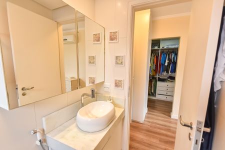 Apartamento para alugar com 86m², 2 quartos e 2 vagasBanheiro da suíte