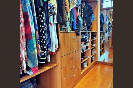 Casa para alugar com 4 quartos, 263m² em Trevo, Belo Horizonte