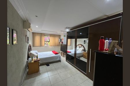 Casa à venda com 4 quartos, 400m² em Jardim da Saúde, São Paulo