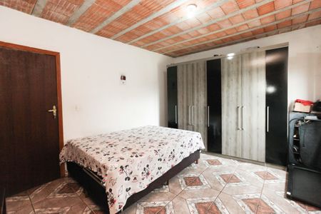 Casa à venda com 270m², 5 quartos e 1 vaga