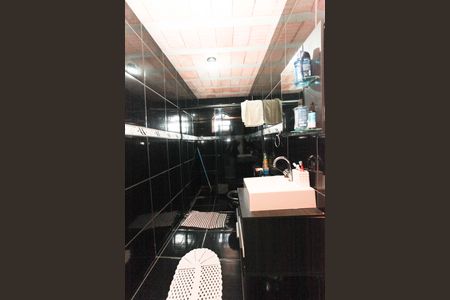 Casa à venda com 270m², 5 quartos e 1 vaga