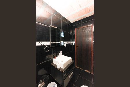 Casa à venda com 270m², 5 quartos e 1 vaga