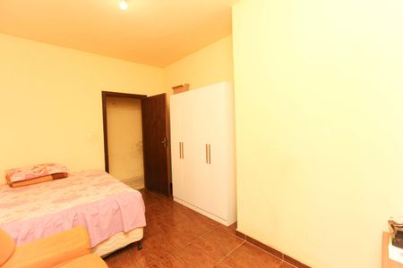 Casa à venda com 270m², 5 quartos e 1 vaga