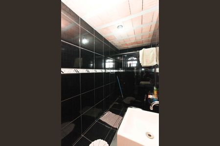 Casa à venda com 270m², 5 quartos e 1 vaga