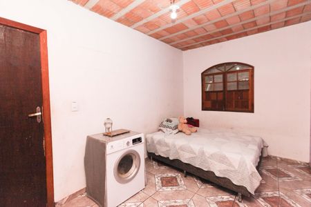 Casa à venda com 270m², 5 quartos e 1 vaga