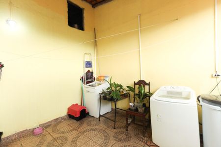 Casa à venda com 270m², 5 quartos e 1 vaga