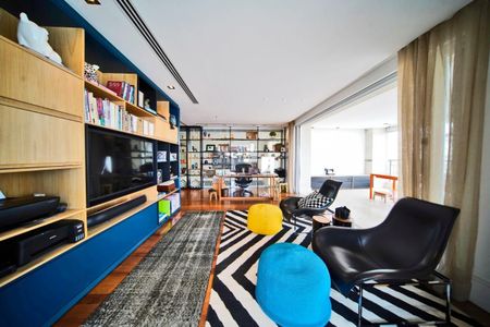 Apartamento à venda com 690m², 2 quartos e 7 vagas