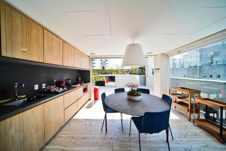 Apartamento à venda com 690m², 2 quartos e 7 vagas
