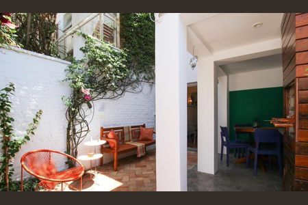 Apartamento à venda com 150m², 2 quartos e 1 vaga