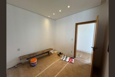 Casa à venda com 4 quartos, 350m² em Vale do Sereno, Nova Lima