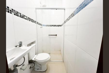 Casa à venda com 112m², 3 quartos e 1 vagaBanheiro