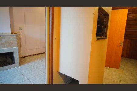 Casa de condomínio à venda com 131m², 3 quartos e 1 vaga Casa de condomínio à venda com 131m², 3 quartos e 1 vagaChurrasqueira e lareira área gourmet