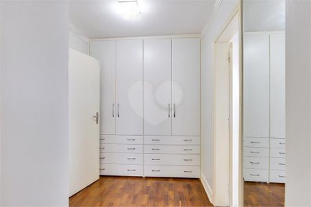 Apartamento à venda com 176m², 4 quartos e 2 vagas