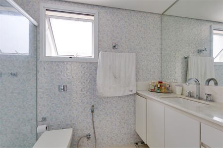 Apartamento à venda com 176m², 4 quartos e 2 vagas