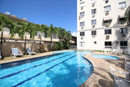 Apartamento à venda com 60m², 2 quartos e 1 vagaPiscina