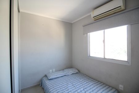Quarto 1 de apartamento à venda com 2 quartos, 60m² em Taquara, Rio de Janeiro