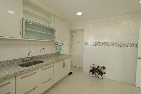 Apartamento para alugar com 142m², 3 quartos e 2 vagasCozinha