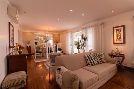 Apartamento para alugar com 142m², 3 quartos e 2 vagasSala