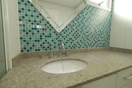 Apartamento para alugar com 142m², 3 quartos e 2 vagasBanheiro da Suíte 2