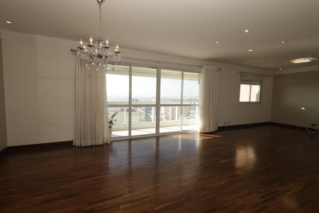 Apartamento para alugar com 142m², 3 quartos e 2 vagasSala