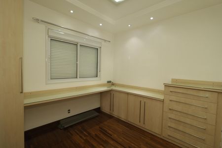 Apartamento para alugar com 142m², 3 quartos e 2 vagasQuarto 