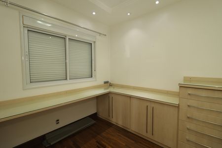 Apartamento para alugar com 142m², 3 quartos e 2 vagasQuarto 