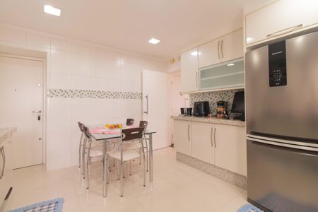 Apartamento para alugar com 142m², 3 quartos e 2 vagasCozinha