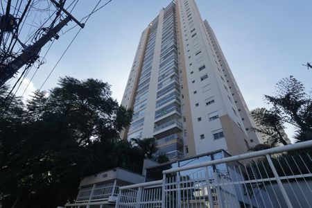 Apartamento para alugar com 142m², 3 quartos e 2 vagasFachada