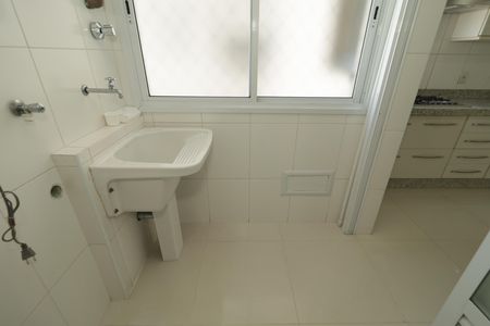 Apartamento para alugar com 142m², 3 quartos e 2 vagasÁrea de Serviço