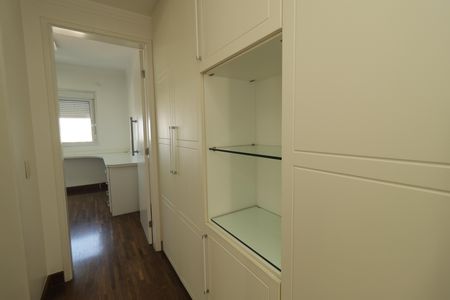 Apartamento para alugar com 142m², 3 quartos e 2 vagasCorredor