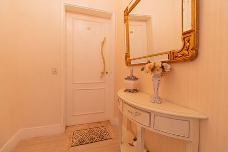 Apartamento para alugar com 142m², 3 quartos e 2 vagasHall do andar