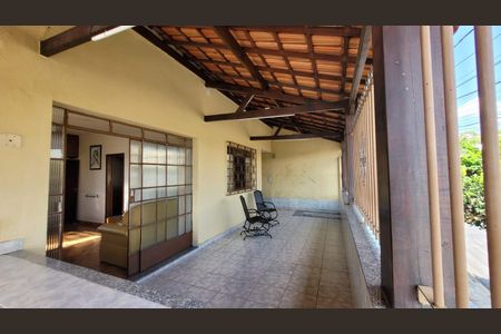 Casa à venda com 280m², 5 quartos e 3 vagasÁrea externa