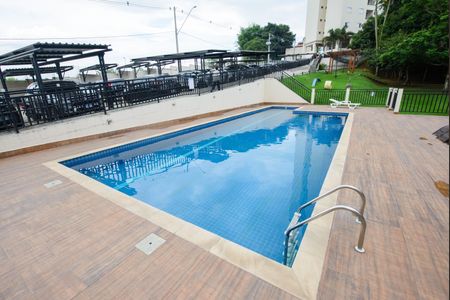 Apartamento para alugar com 75m², 3 quartos e 2 vagasÁrea comum - Piscina