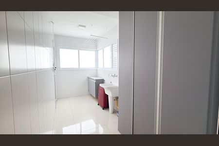 Apartamento à venda com 118m², 3 quartos e 2 vagasÁrea de Serviço