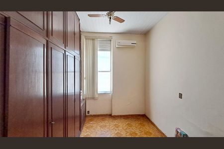Quarto de casa à venda com 2 quartos, 100m² em Maracanã, Rio de Janeiro