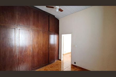 Quarto de casa à venda com 2 quartos, 100m² em Maracanã, Rio de Janeiro
