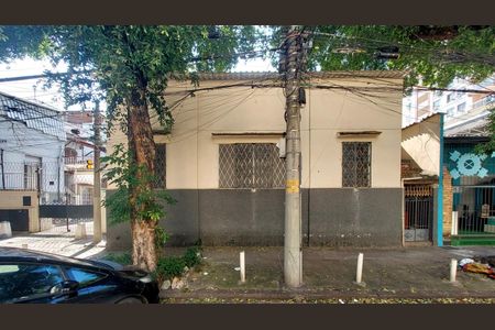 Casa à venda com 100m², 2 quartos e 1 vagaFachada