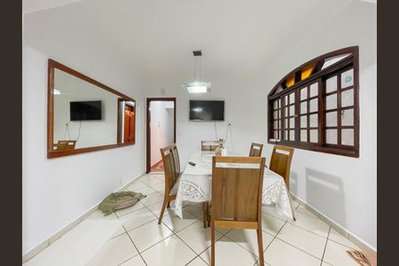 Sala de Jantar de casa à venda com 3 quartos, 234m² em Cipava, Osasco